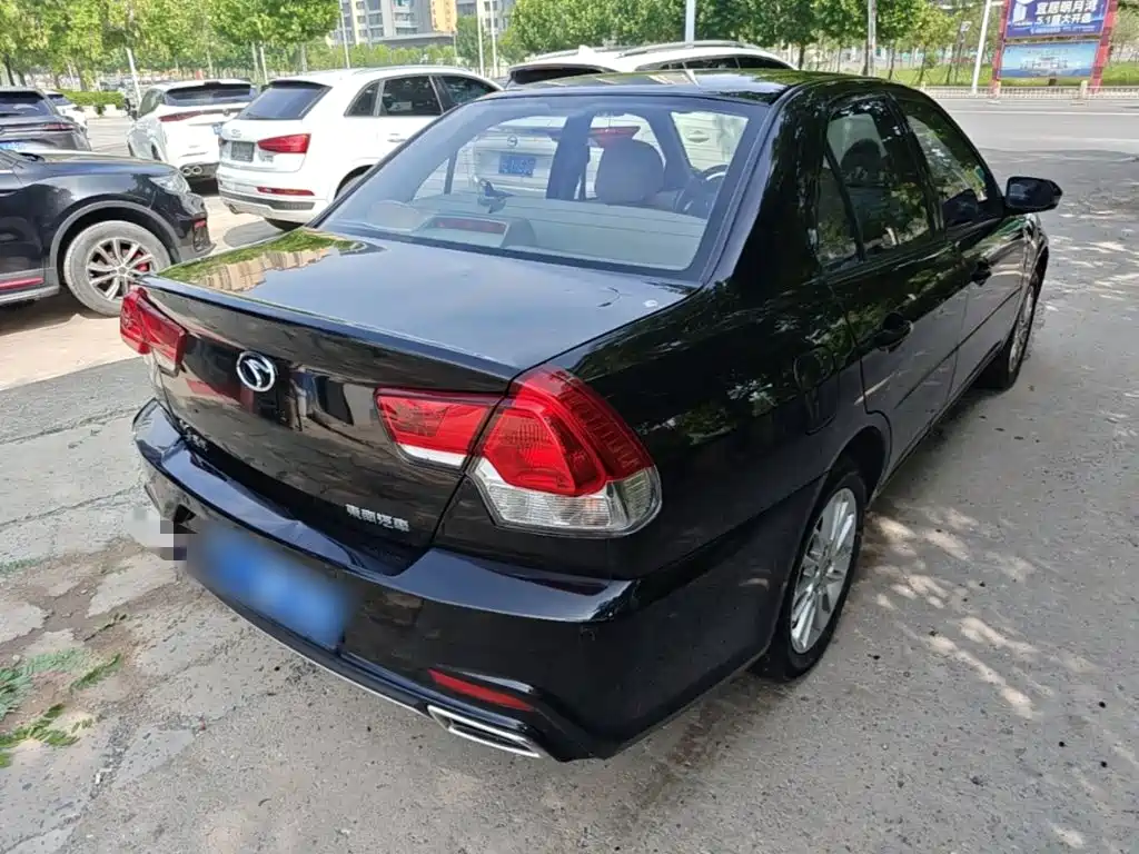 Soueast V3 Lingyue 2018 2015 1.5L Manual Happiness Edition
