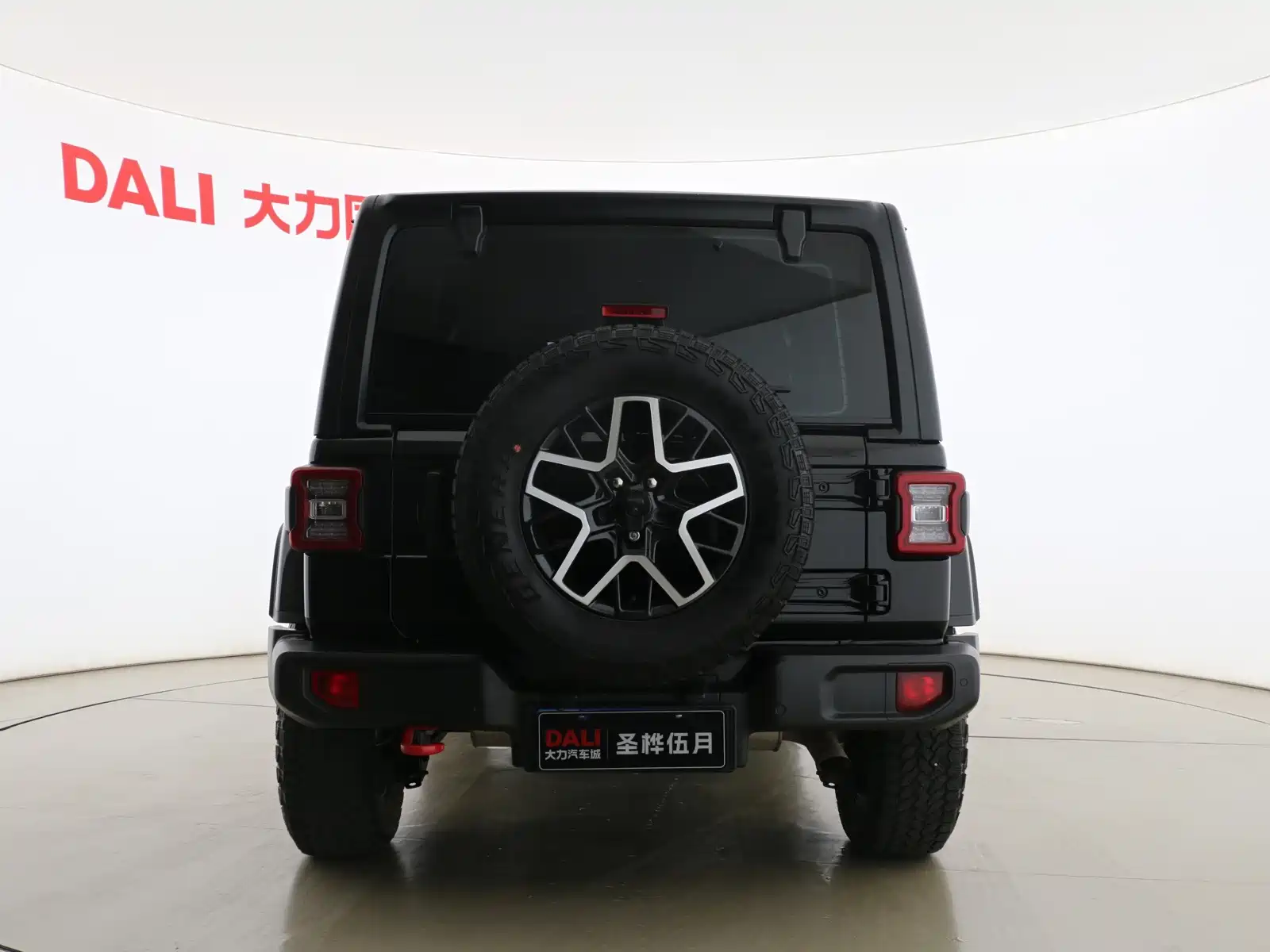صورة 13 - Jeep Wrangler