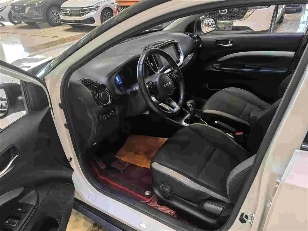 Kia KX1 2021 1.4L CVT Sunroof Version фото 6