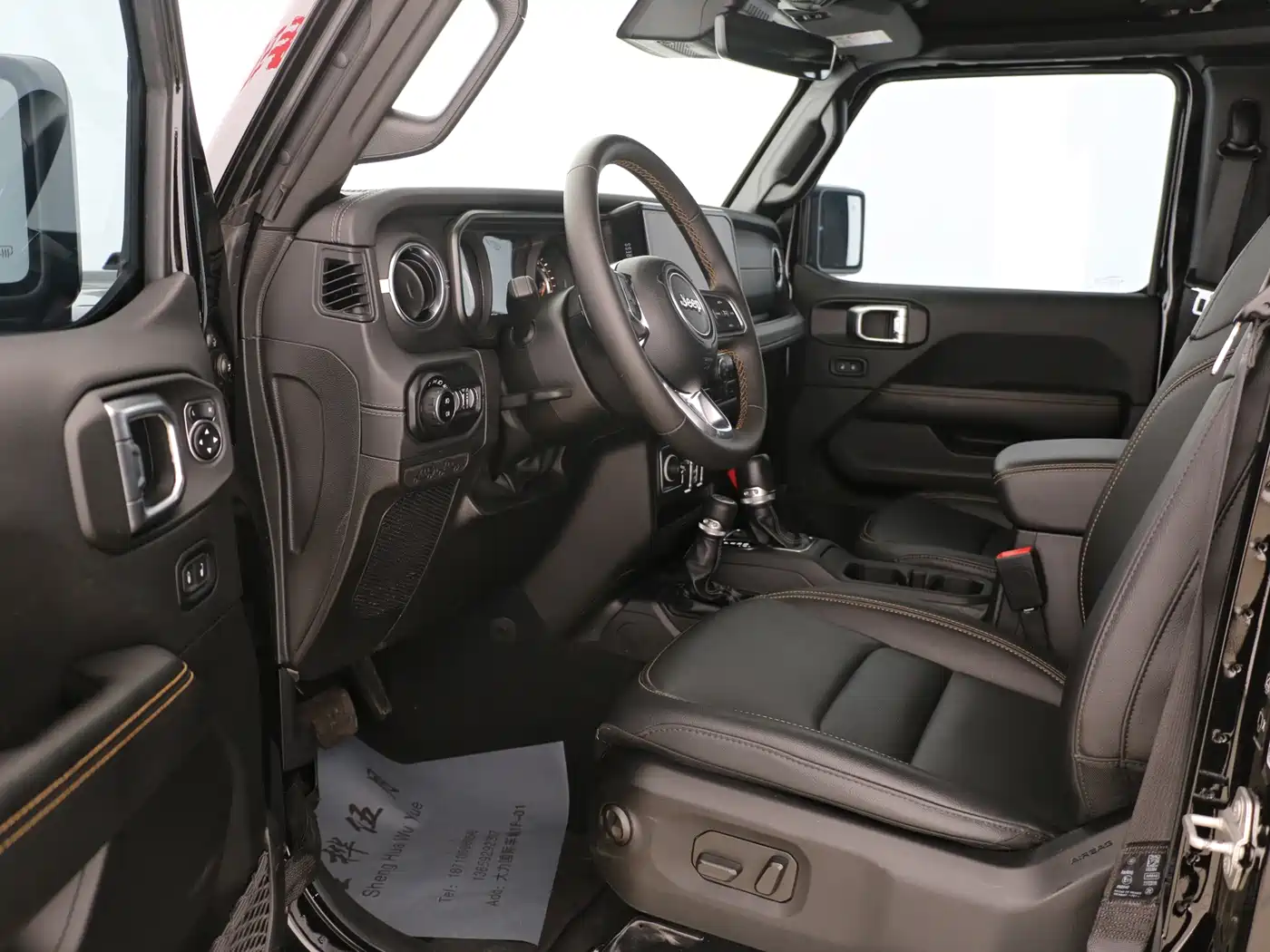 Jeep Wrangler 2024 2024 Model 2.0T Sahara Four-Door Version
