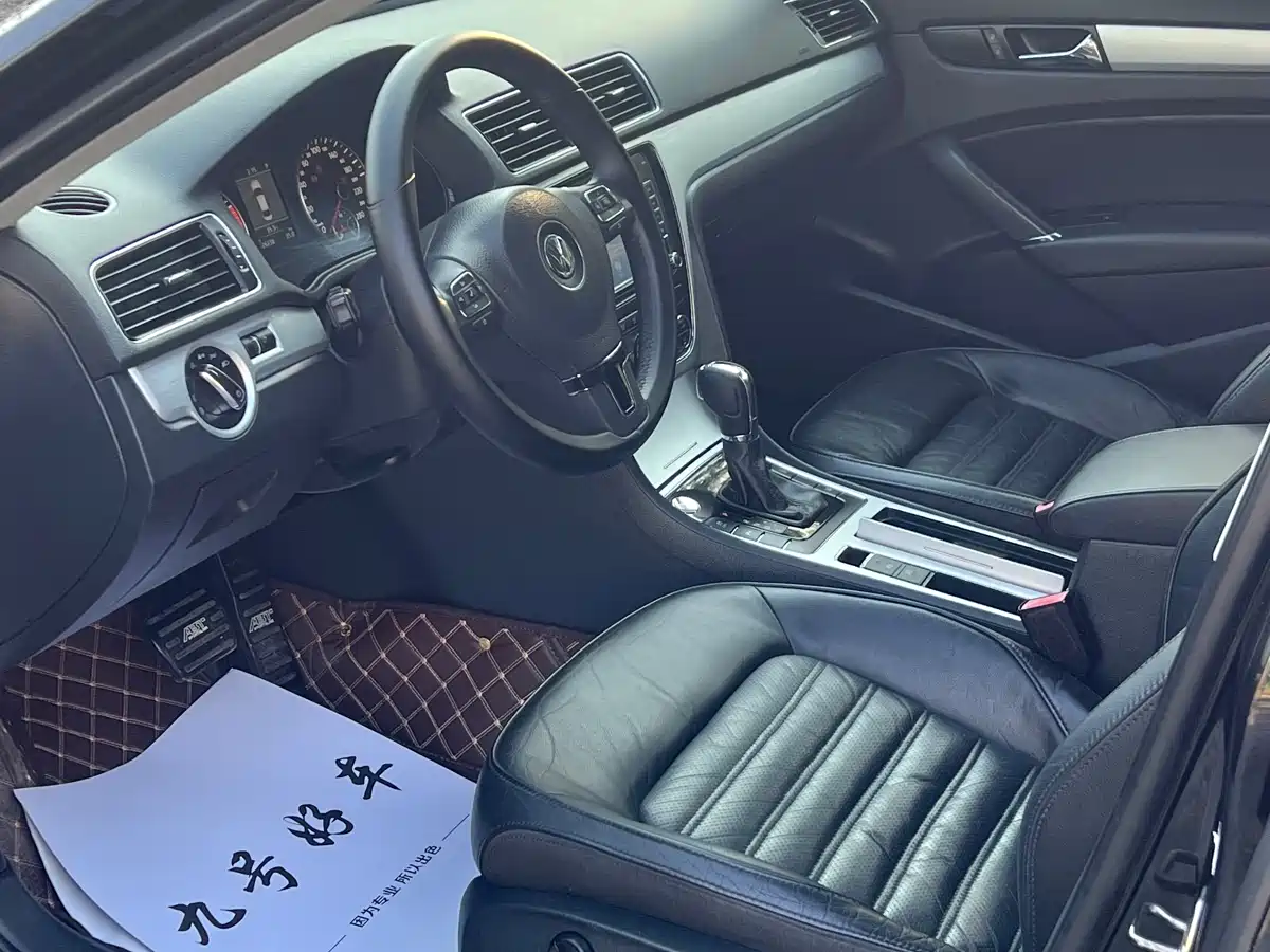 Фото 4 - Volkswagen Passat