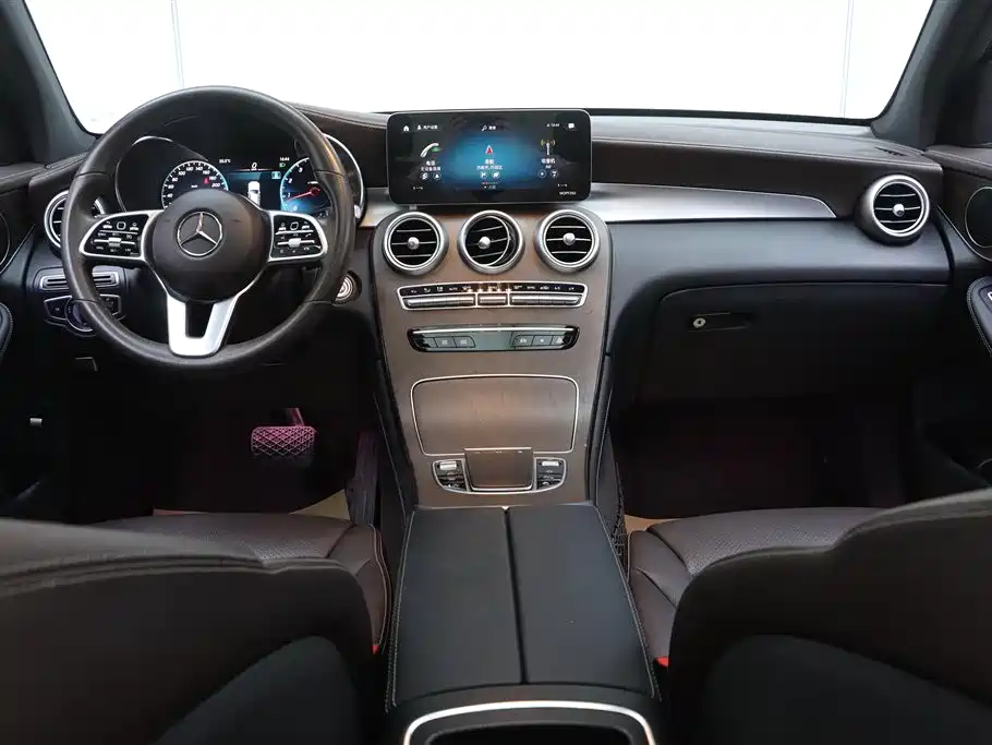Mercedes-Benz GLC 2020 GLC 300 L 4MATIC Dynamic фото 27