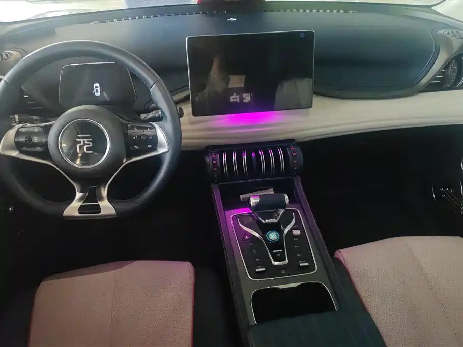 BYD Yuan PLUS 2022 430KM Premium фото 12