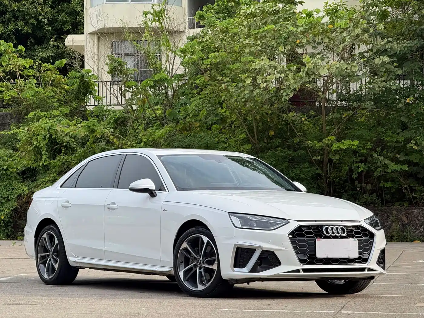 Audi A4L 2022 40 TFSI Fashion Dynamic фото 3