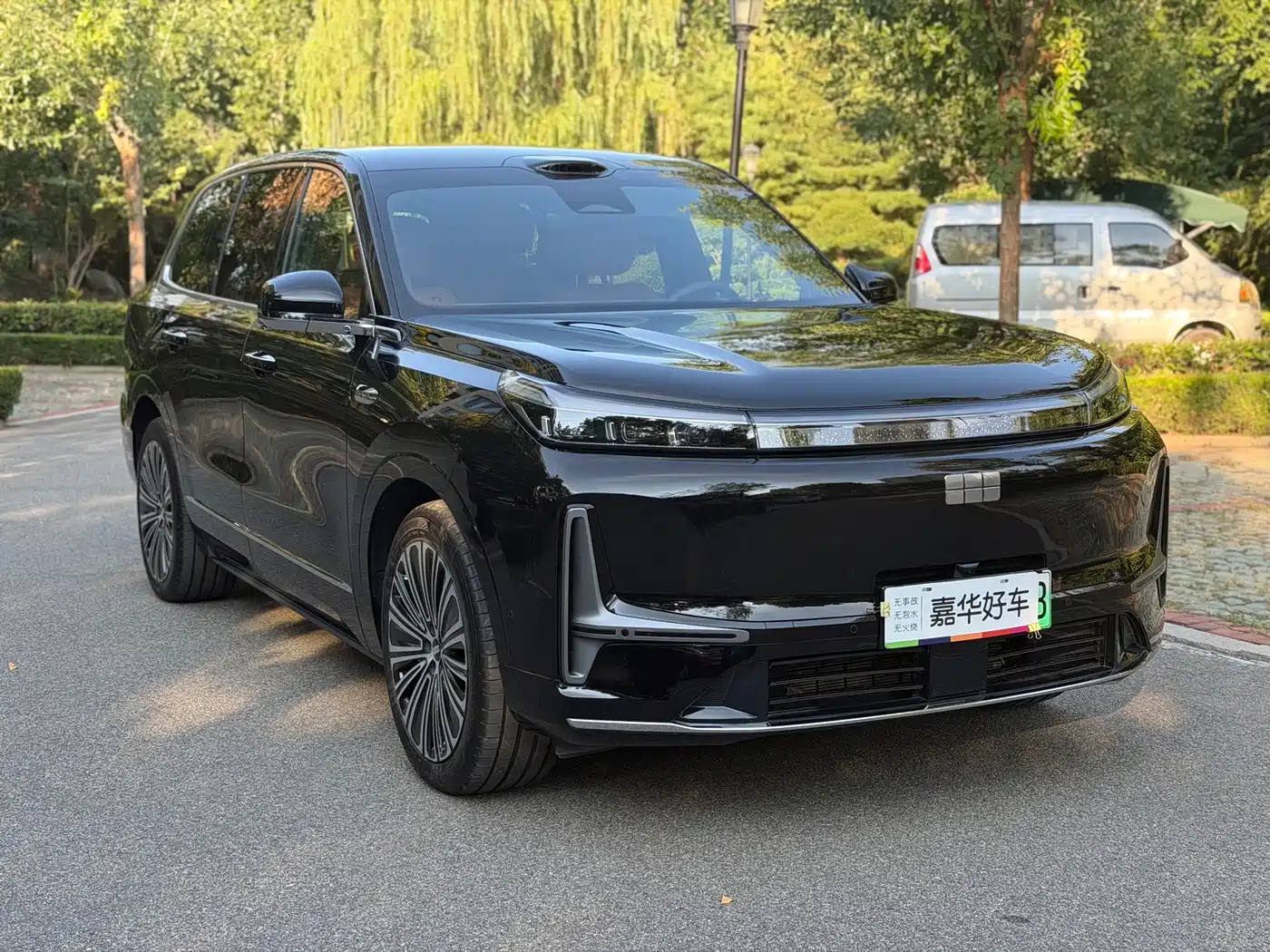 Geely Galaxy Galaxy M9 2025 2025 Base Model