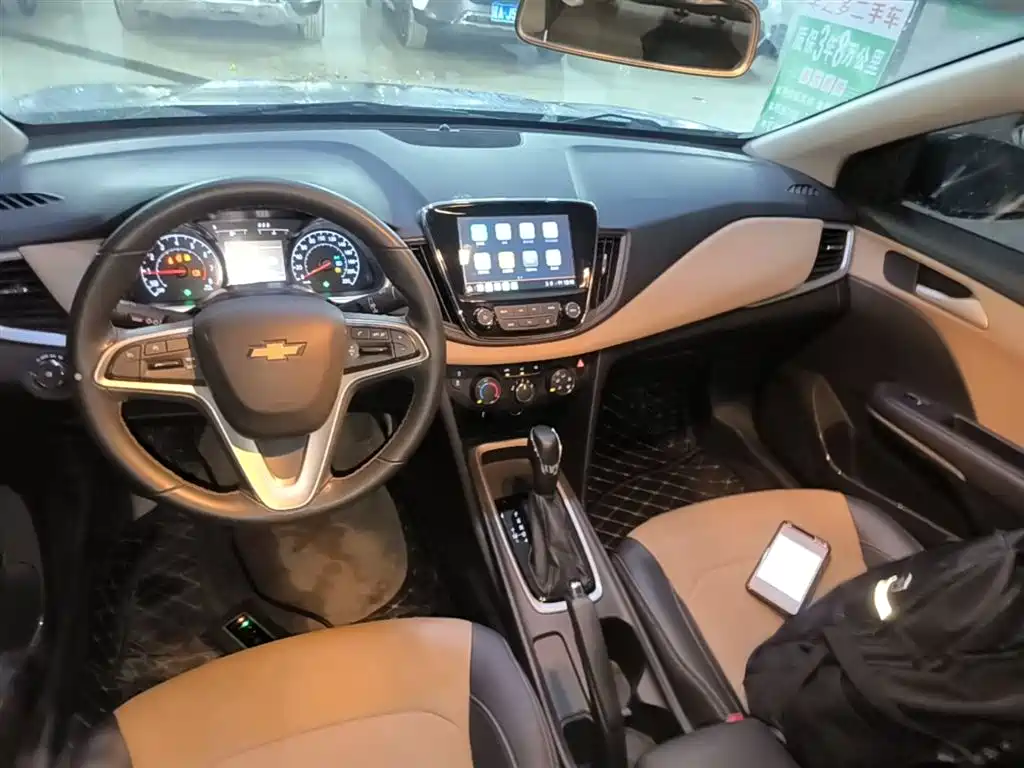 CHEVROLET CRUZE