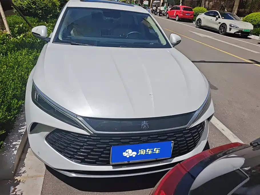 BYD Qin L 2024 DM-i 120KM Leading фото 2