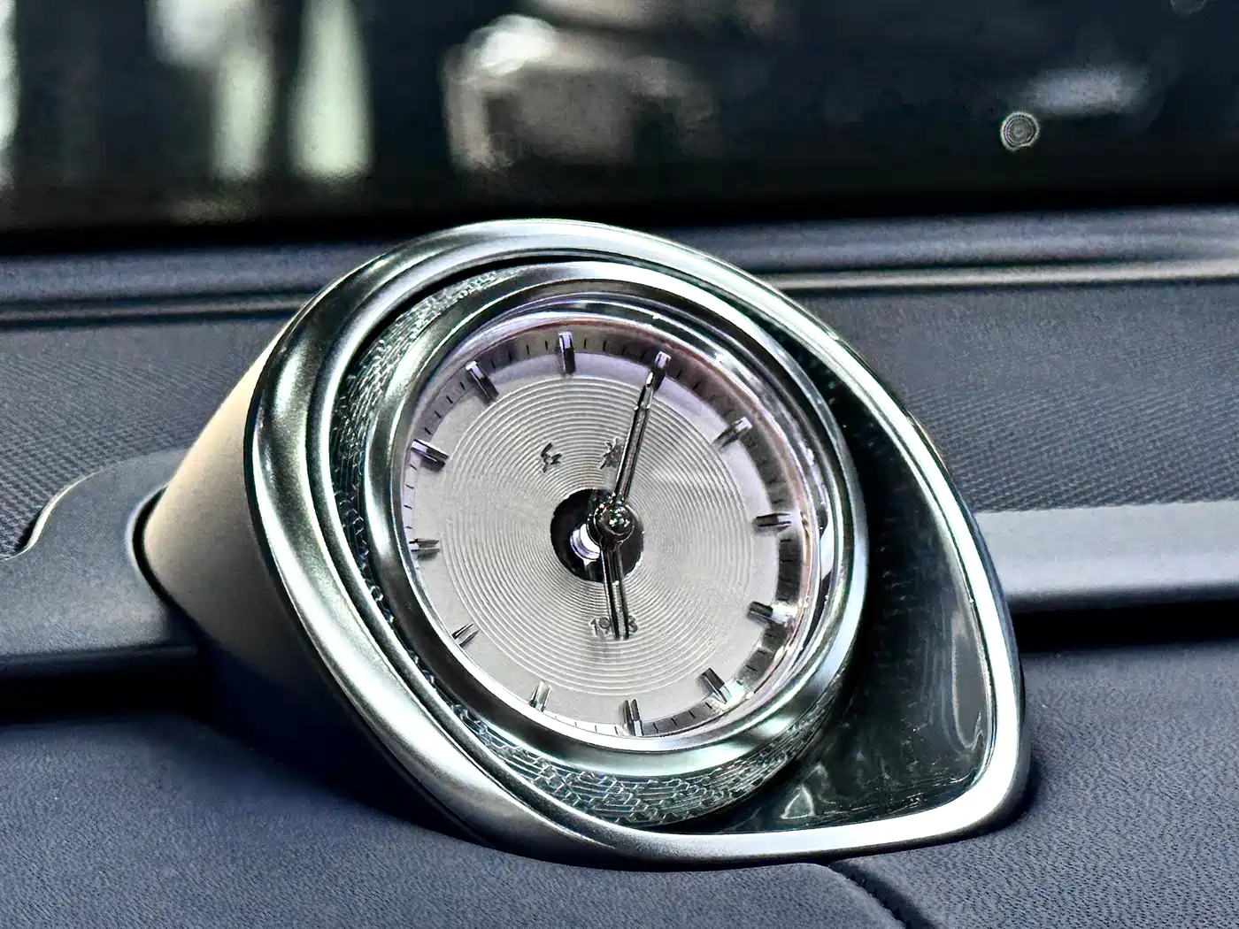 Hongqi Guoya 2024 4.0T V8 Version фото 21
