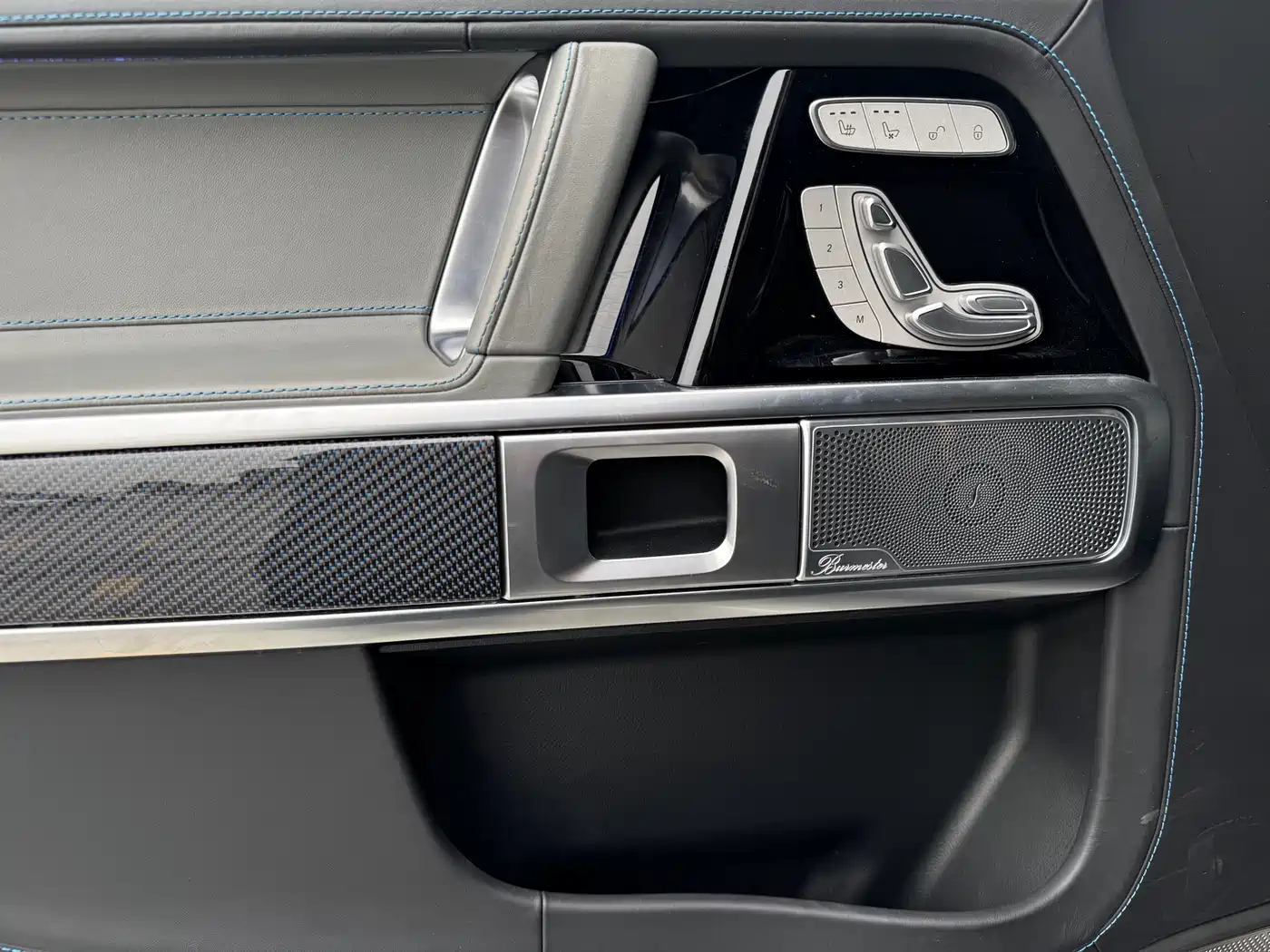 Mercedes-Benz G-Class New Energy 2025 G580 Launch Special Edition фото 6