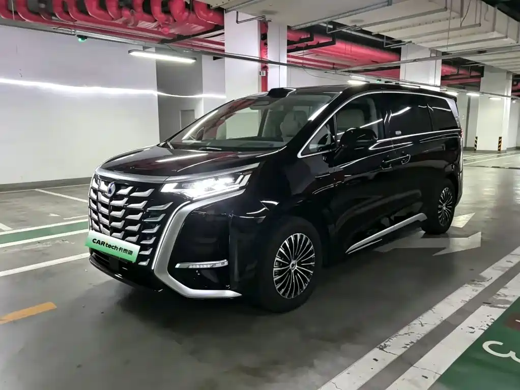 Denza D9 2025 2025 Model DM-i Smart Drive Edition 1020 AWD Flagship