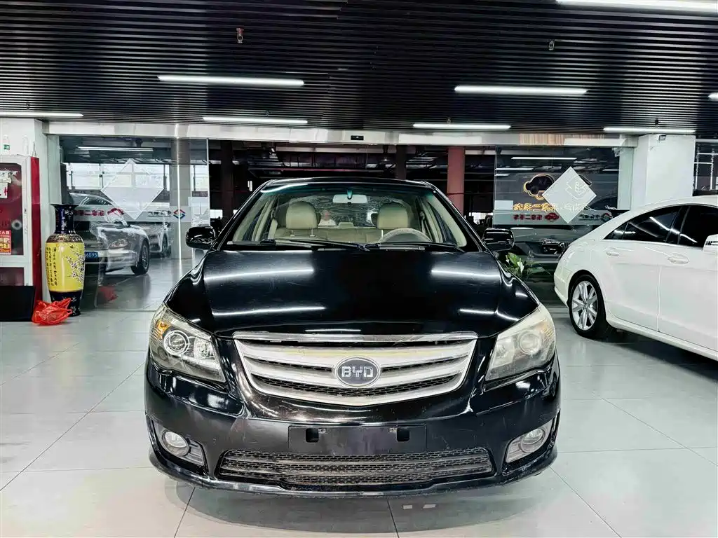 BYD L3 2012 2012 1.5L Manual Premium