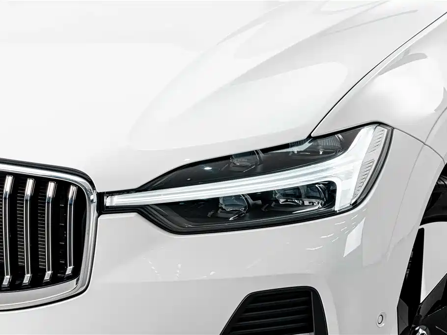 Volvo XC60 Plug-in Hybrid 2025 2025 Plug-in Hybrid Long Range AWD Zhiya Luxury Edition