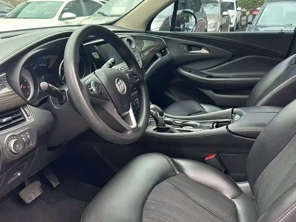 Фото 11 - Buick Envision Plus