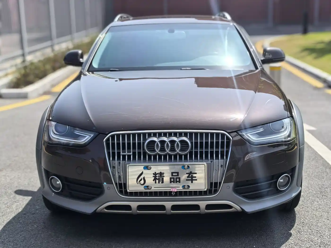 Audi A4 (Import) 2014 40 TFSI allroad quattro plus фото 4