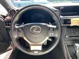 Photo 7 - Lexus IS