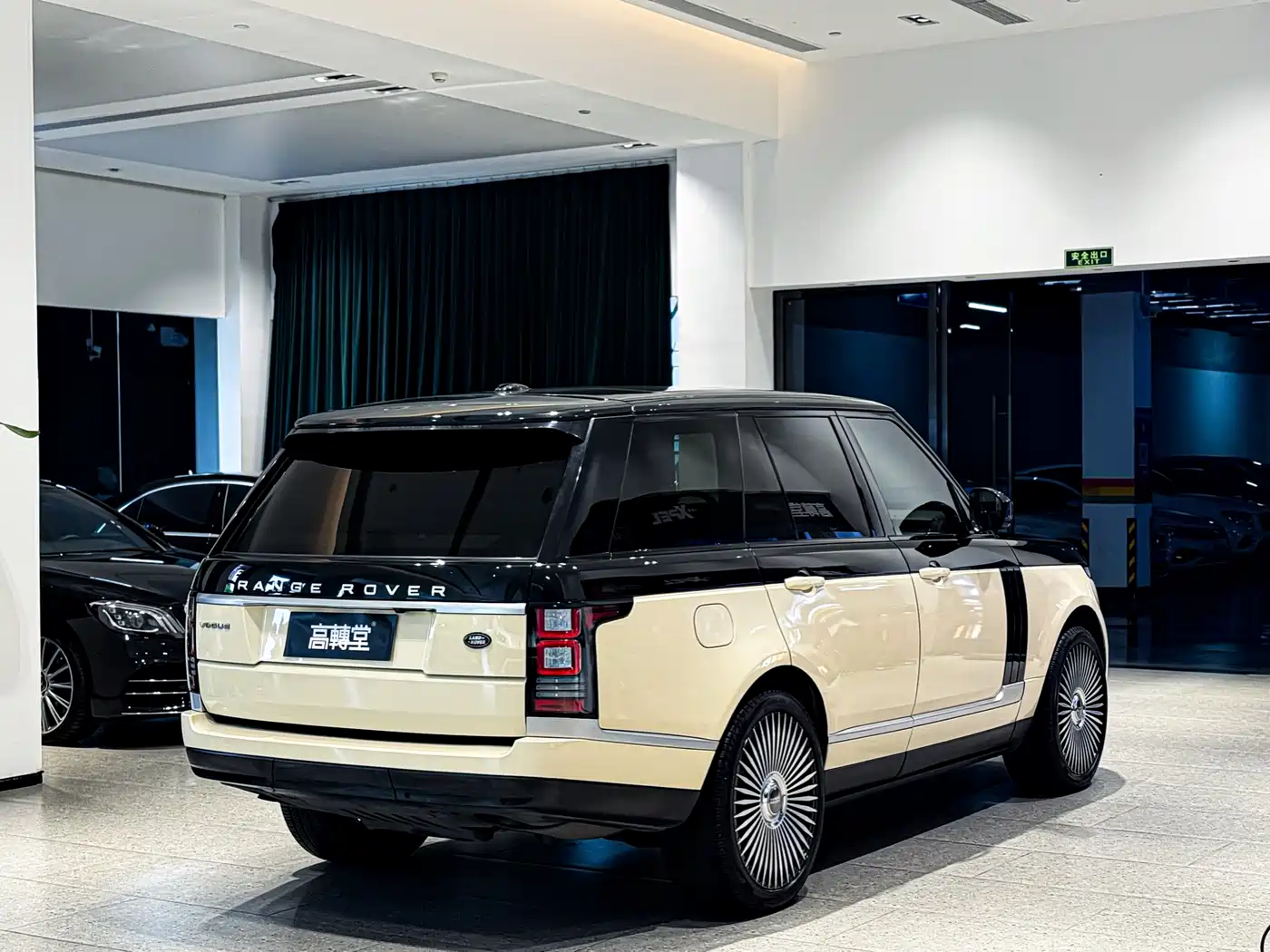 Land Rover Range Rover 2013 3.0 TDV6 Vogue фото 5