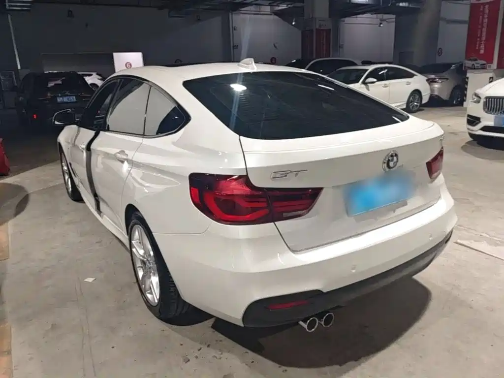 BMW 3 Series GT 2021 2020 320i M Sport Package