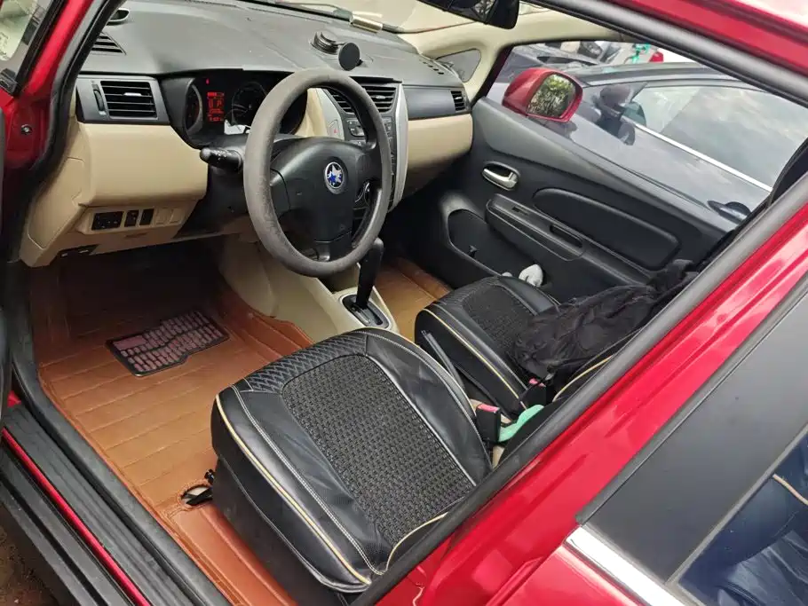 Venucia R50 2014 2013 1.6L Auto Fashion