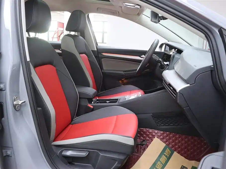 Volkswagen Golf 2023 280TSI DSG Pro фото 19