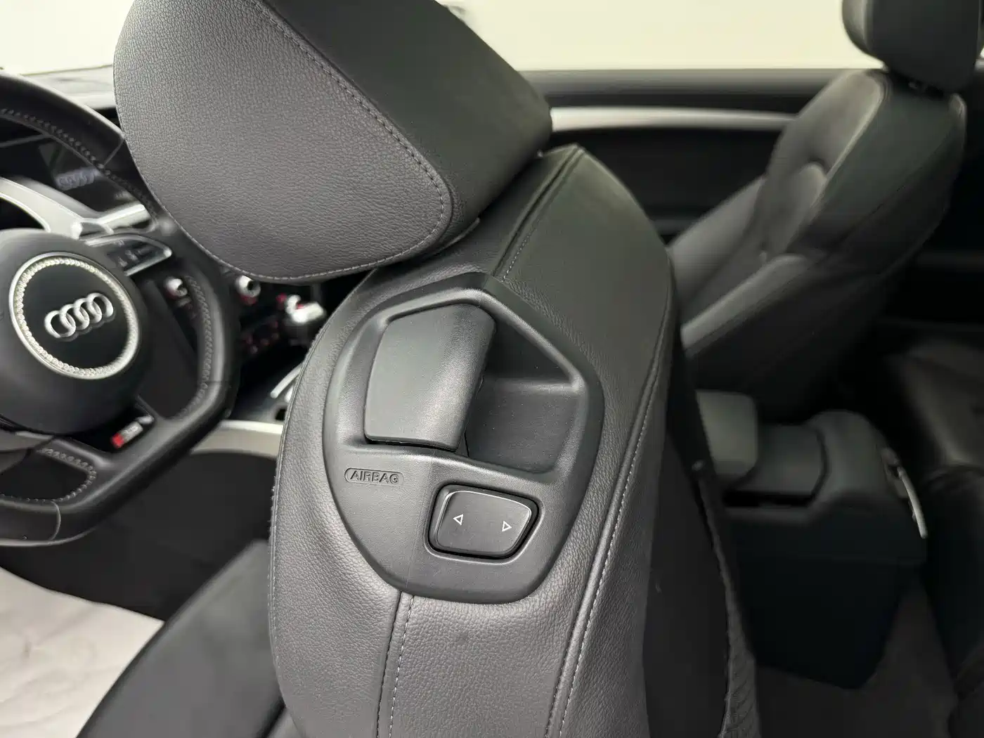Audi A5 (Import) 2013 Coupe 40 TFSI Style Edition фото 12