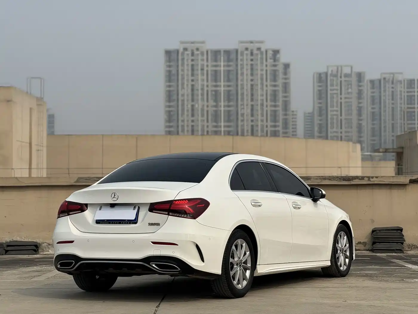 Mercedes-Benz A-Class 2022 A 200 L Sport Sedan Dynamic фото 9