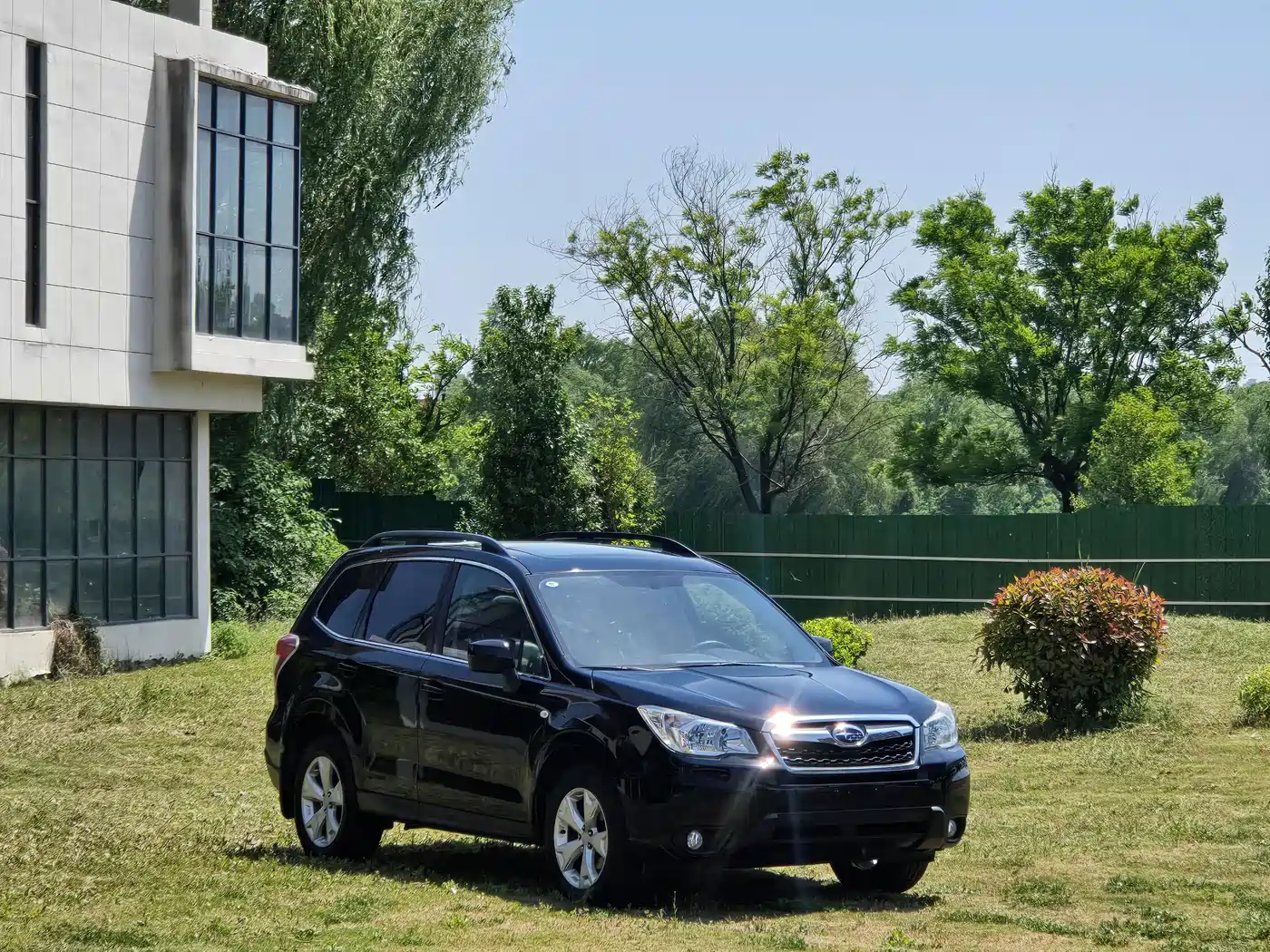 Subaru Forester 2014 2.5i Automatic Elite Edition фото 3