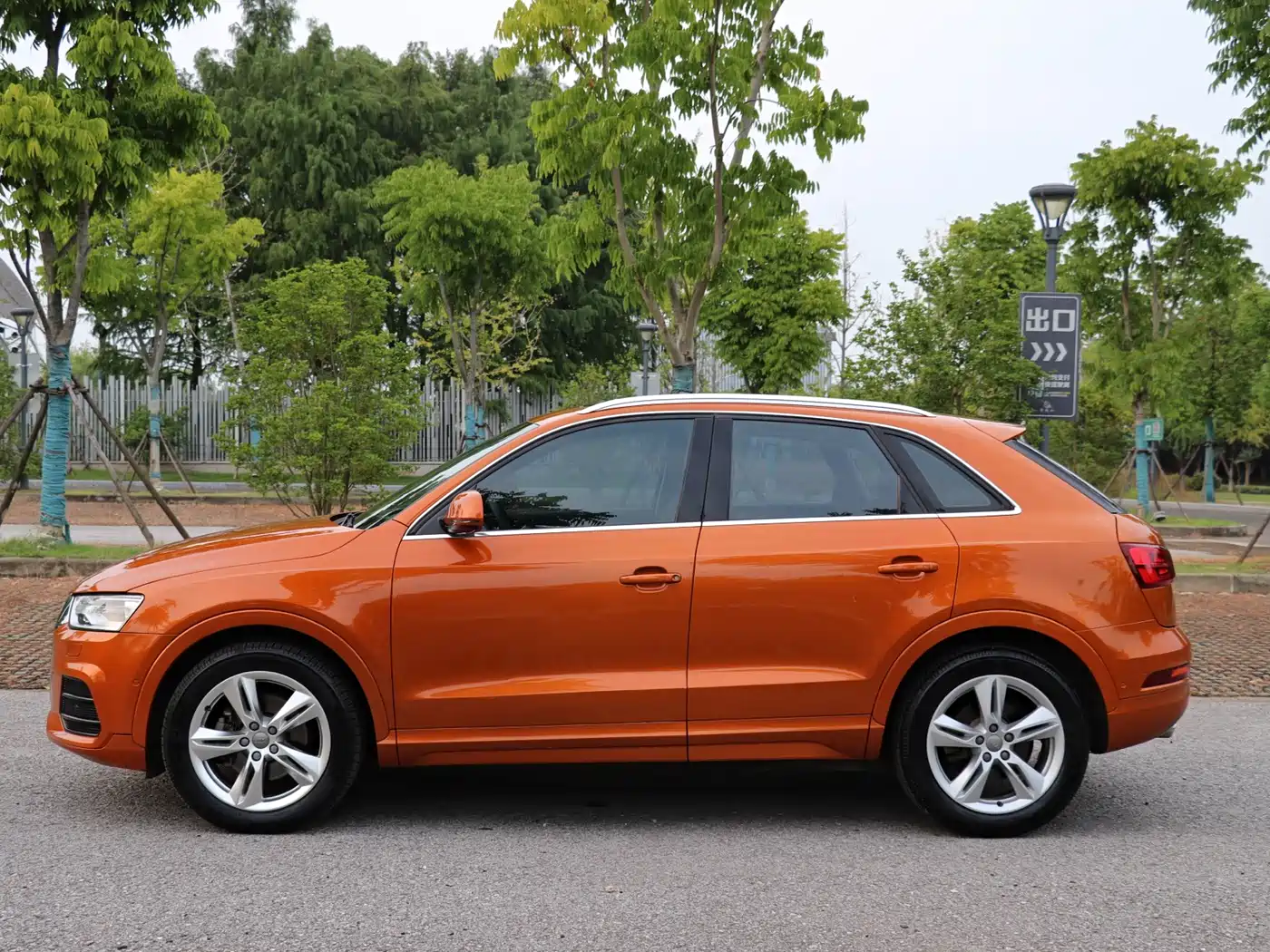 Фото 4 - Audi Q3