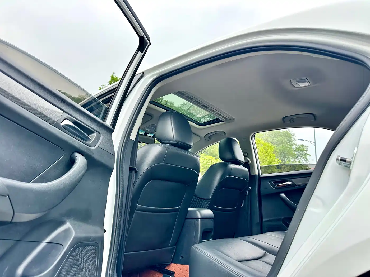 Roewe 360 2016 2015 1.5L Manual Luxury