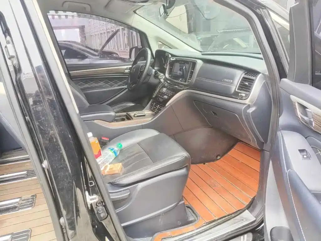 Фото 12 - GAC Trumpchi M8
