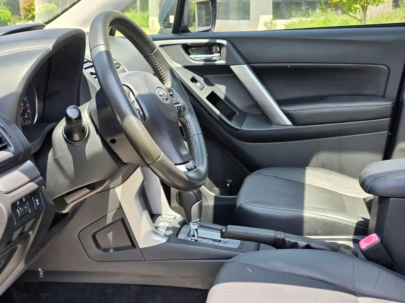Subaru Forester 2014 2.5i Automatic Elite Edition фото 11