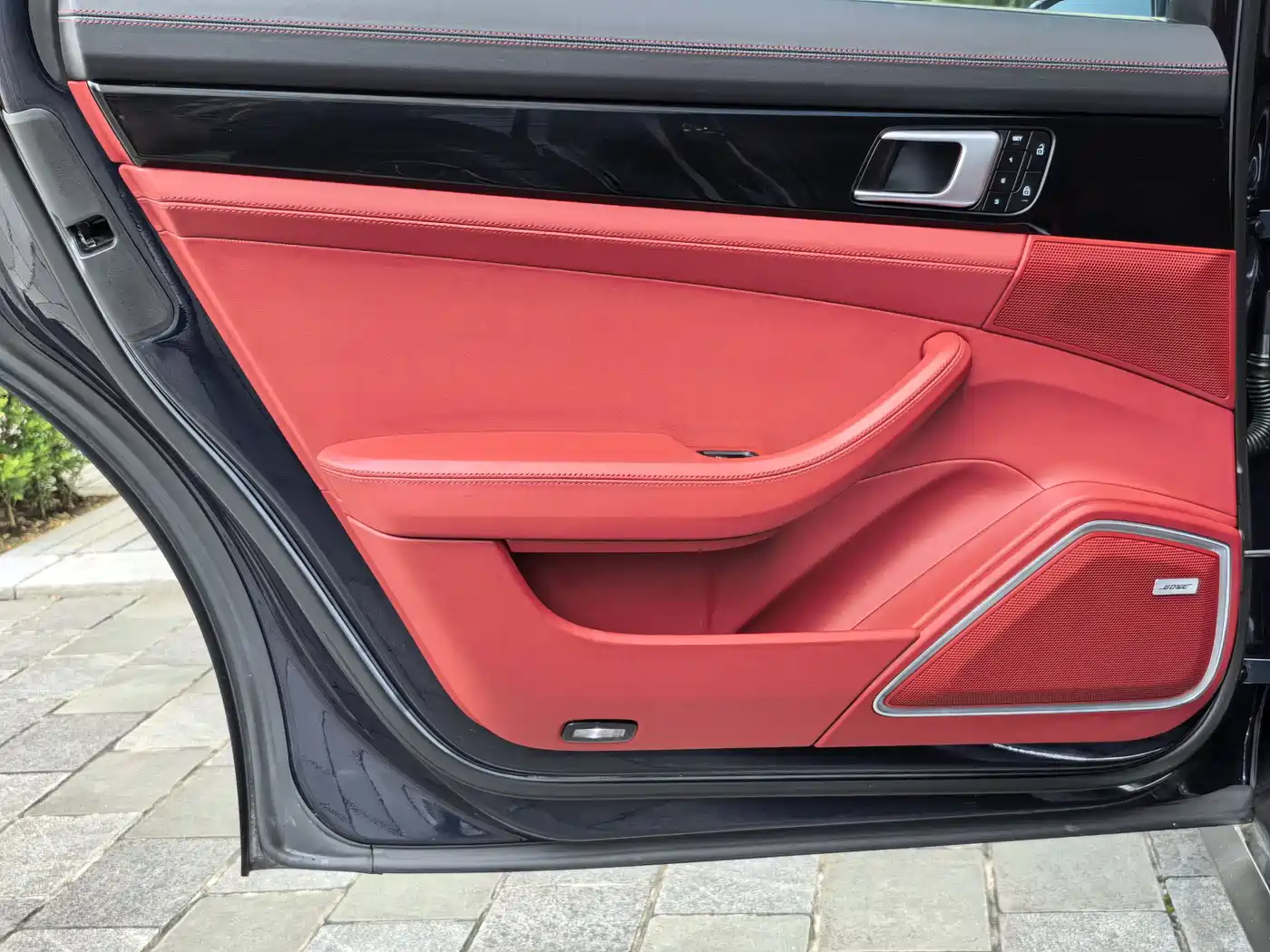 Porsche Panamera 2023 Panamera 4 Executive Long Wheelbase 2.9T фото 27