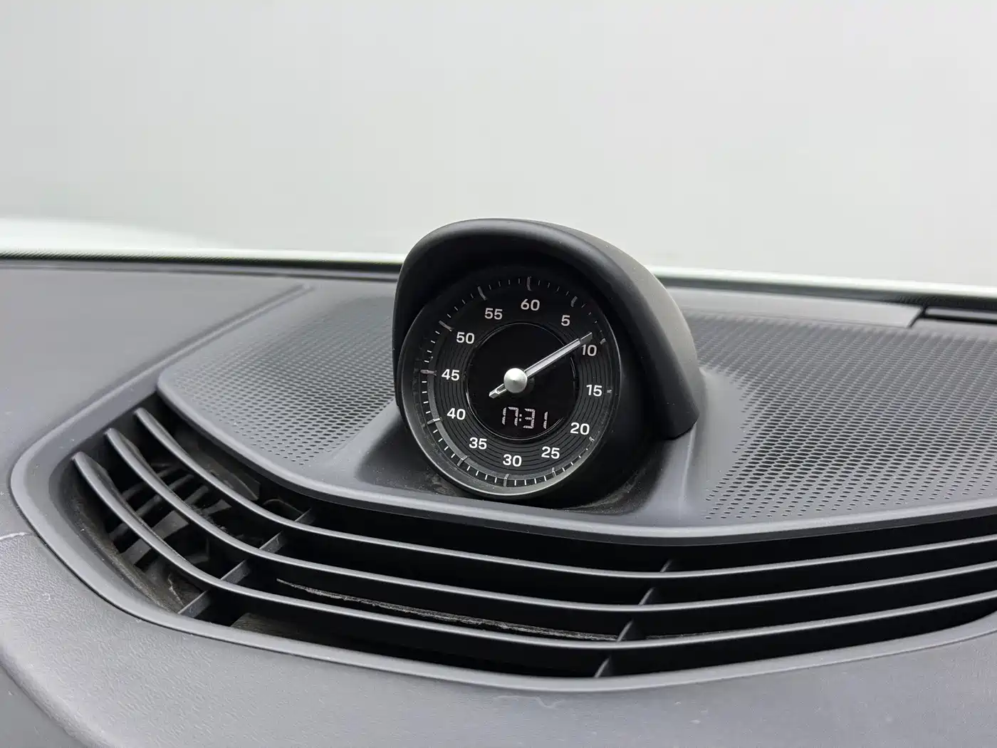 Porsche Taycan 2021 2020 Taycan