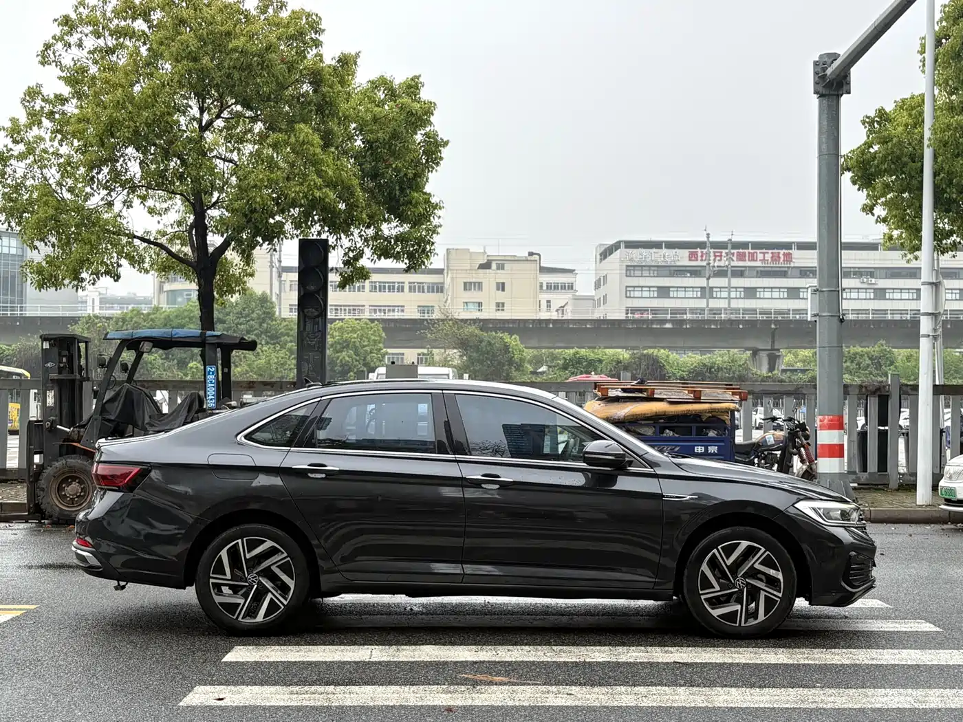 Фото 4 - Volkswagen Sagitar