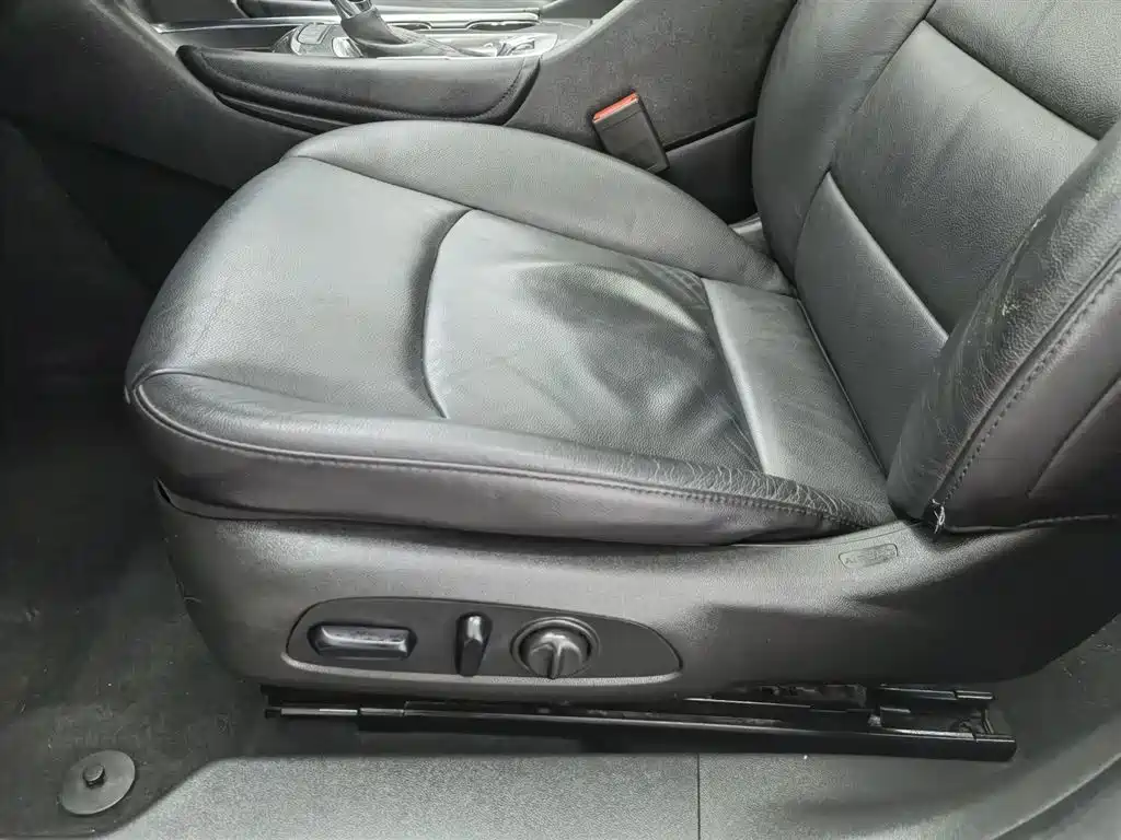 Chevrolet Malibu XL 2018 530T Auto RuiChi Edition фото 20