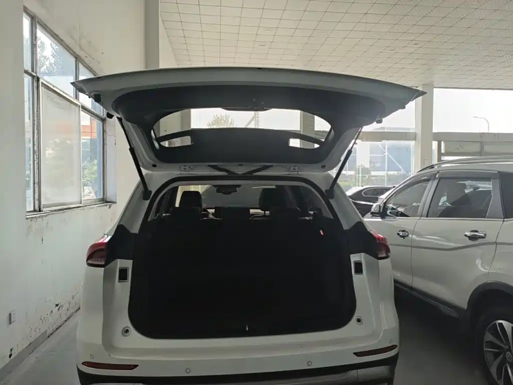 Фото 19 - Haval H6