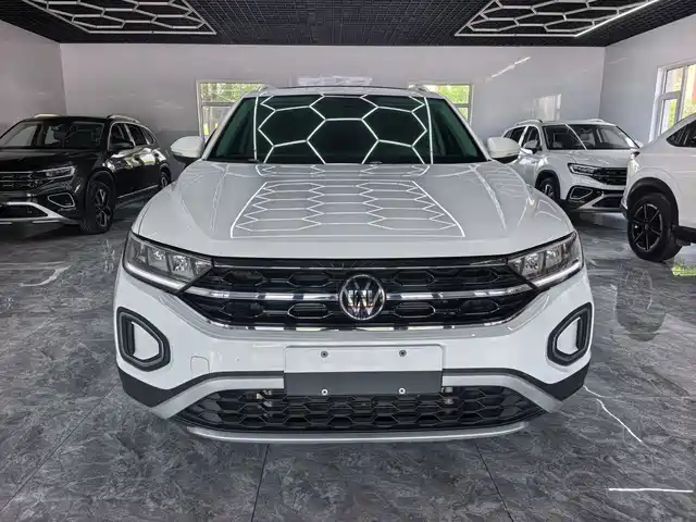 Volkswagen T-ROC 2024