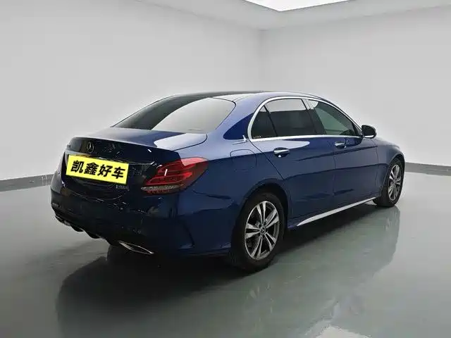 Mercedes-Benz C-Class 2018 C 200 L Sport Edition фото 4