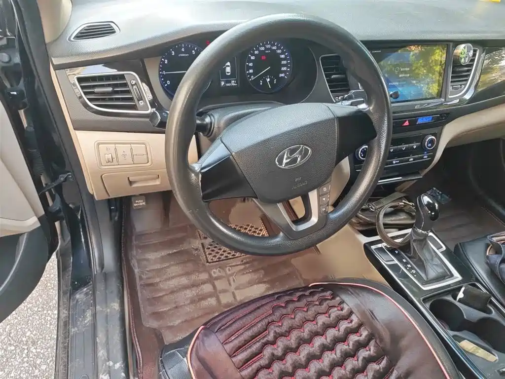 Hyundai Mistra 2014 1.8L Auto Comfort GL фото 3