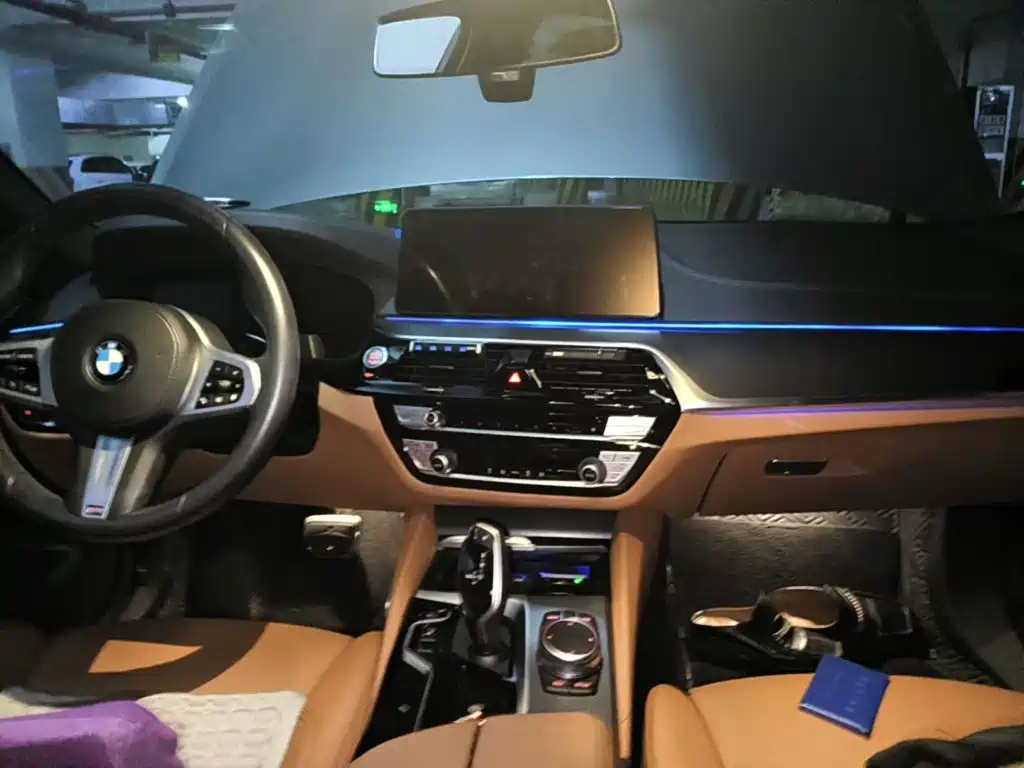 BMW 5 Series, миниатюра 11