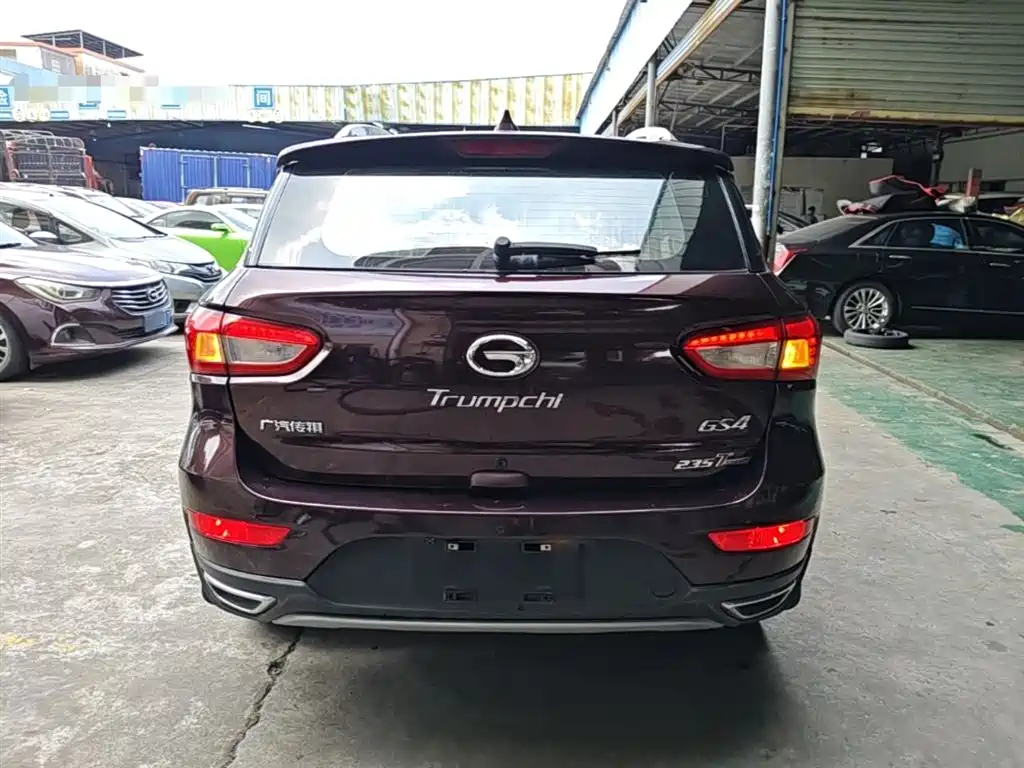 GAC Trumpchi Trumpchi GS4 2016 235T G-DCT Elite Edition фото 6