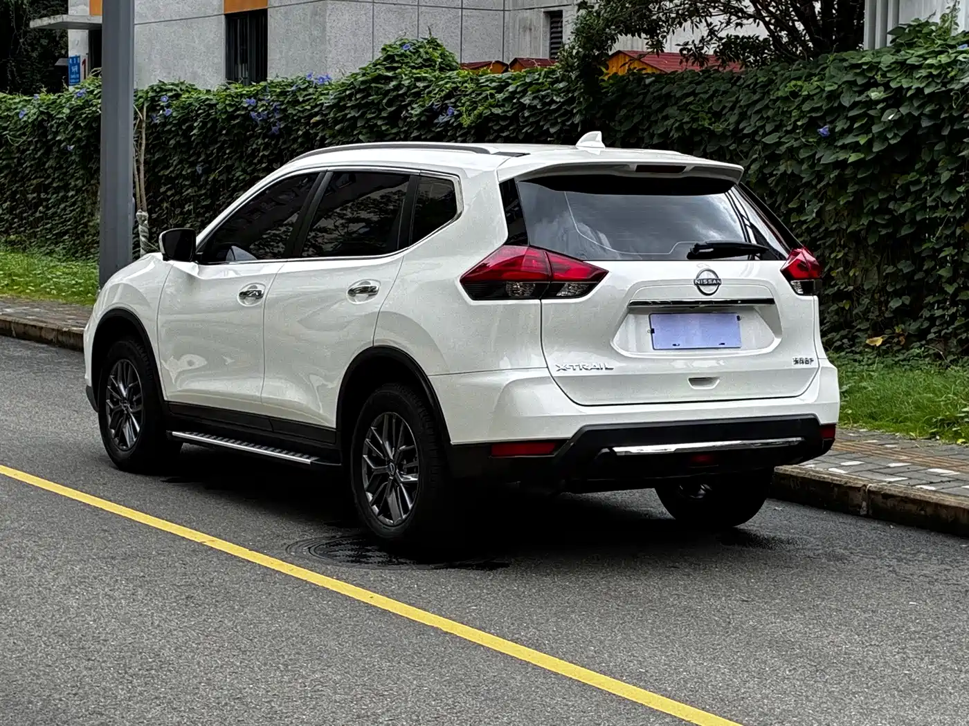 Nissan X-Trail 2026 2025 Honor 2.0L 2WD Leading Edition