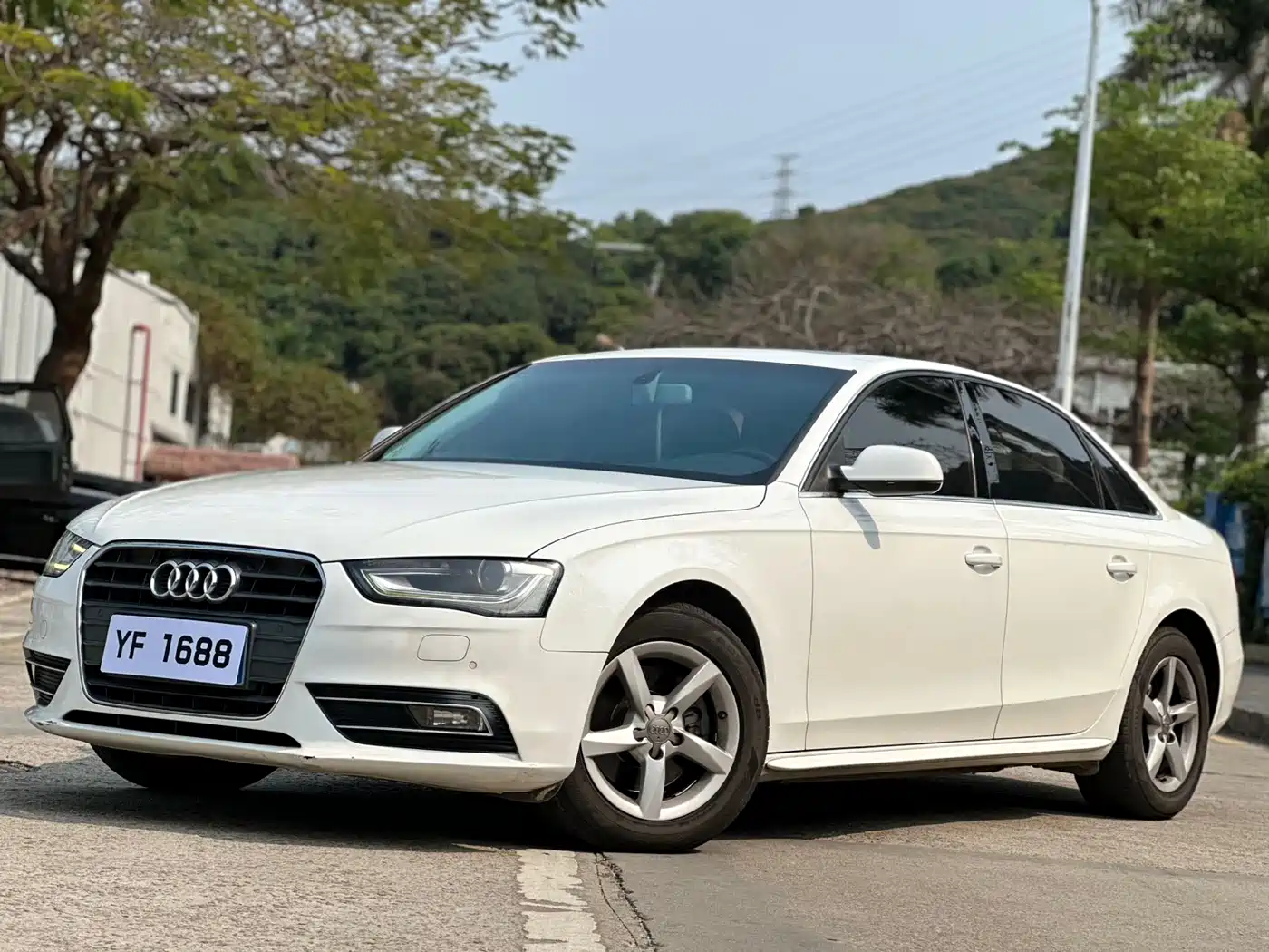Audi A4L 2013 35 TFSI Automatic Standard