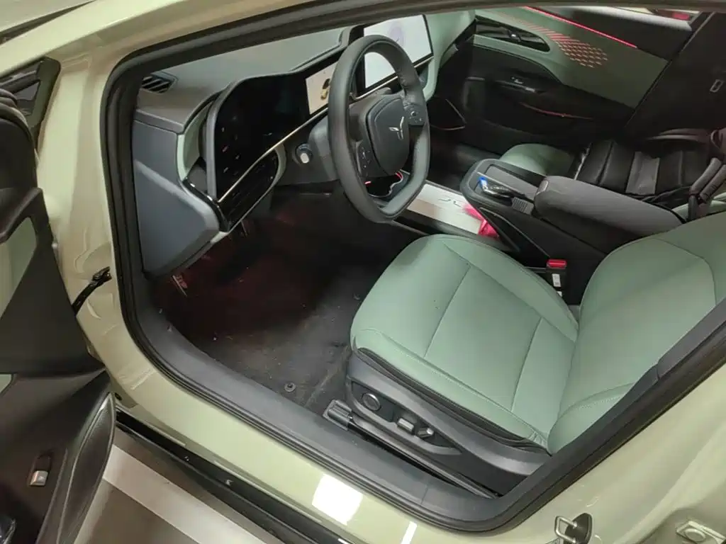 Hongqi EH7 2026 2025 690 Smart Selection Edition