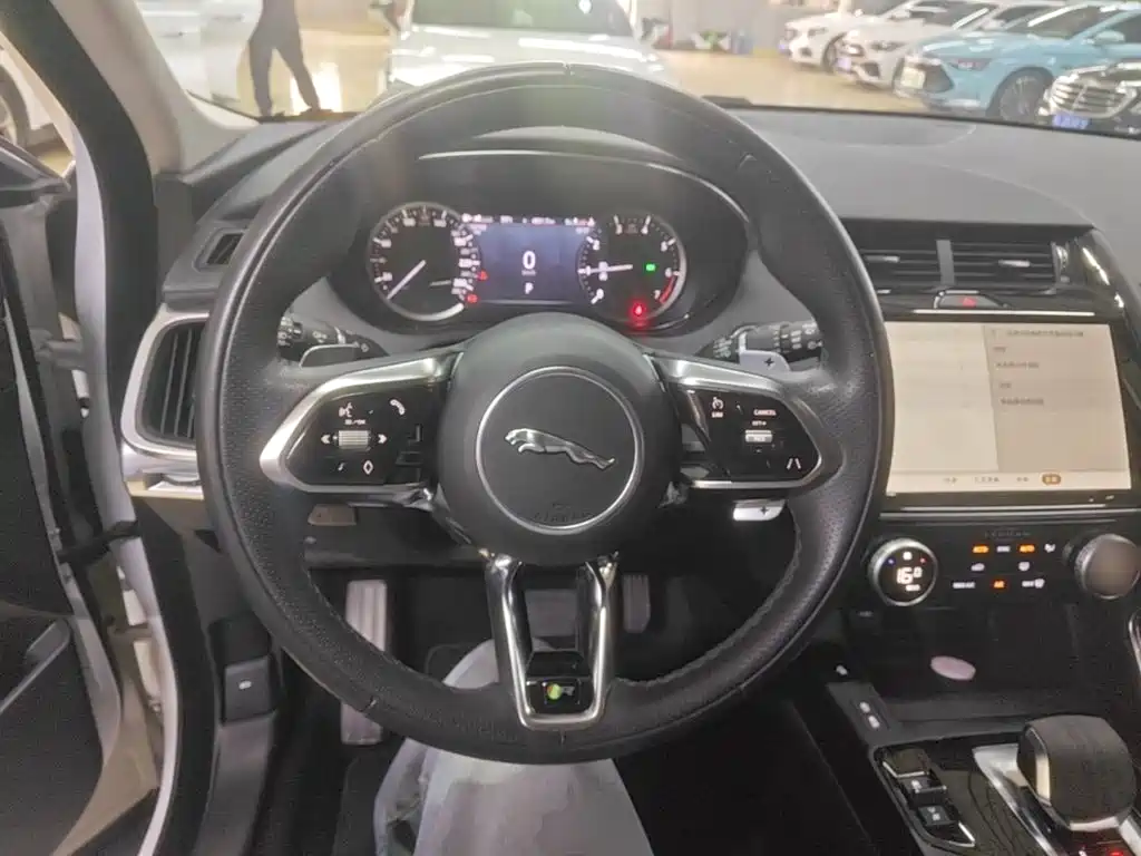 Jaguar E-PACE 2024 2024 Youth Sport Edition R-DYNAMIC