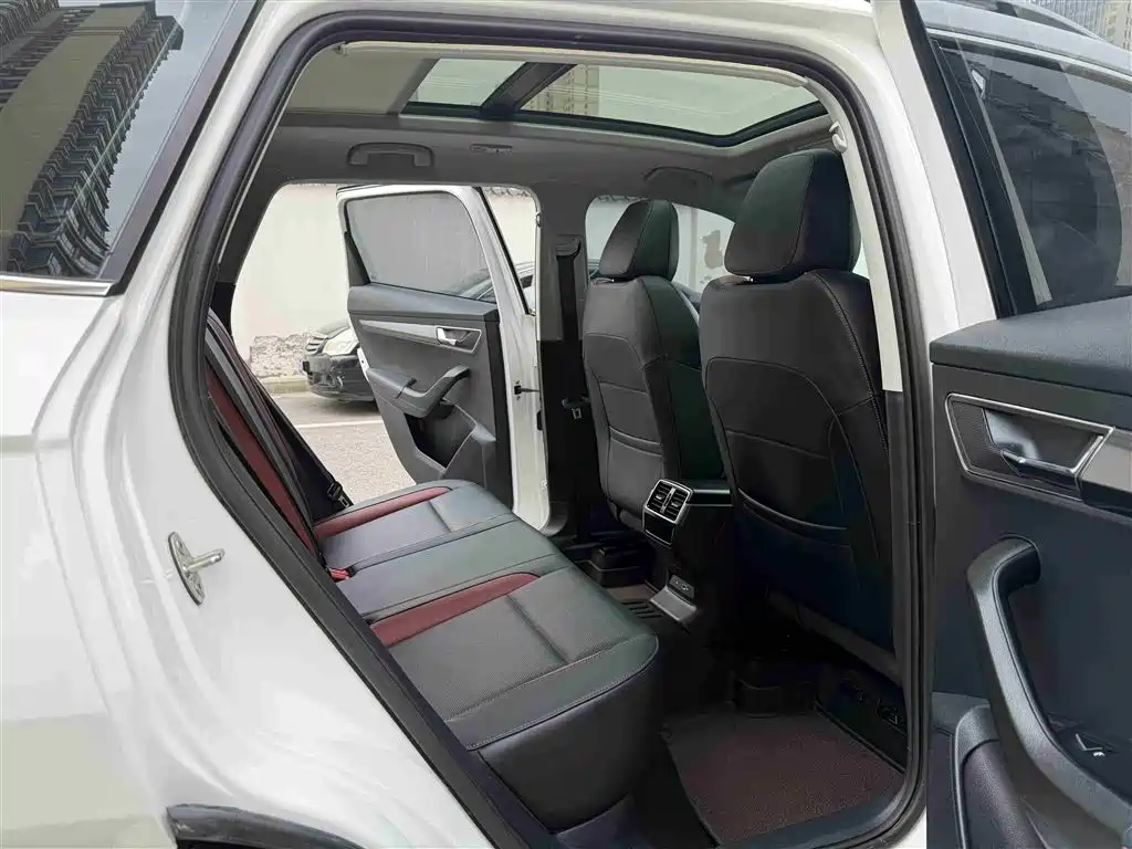 Škoda Karoq 2022 Facelift TSI280 Luxury Edition фото 8