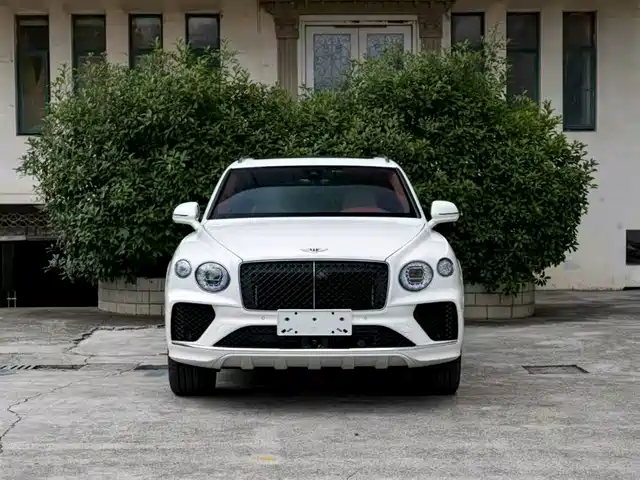 Bentley Bentayga 2024
