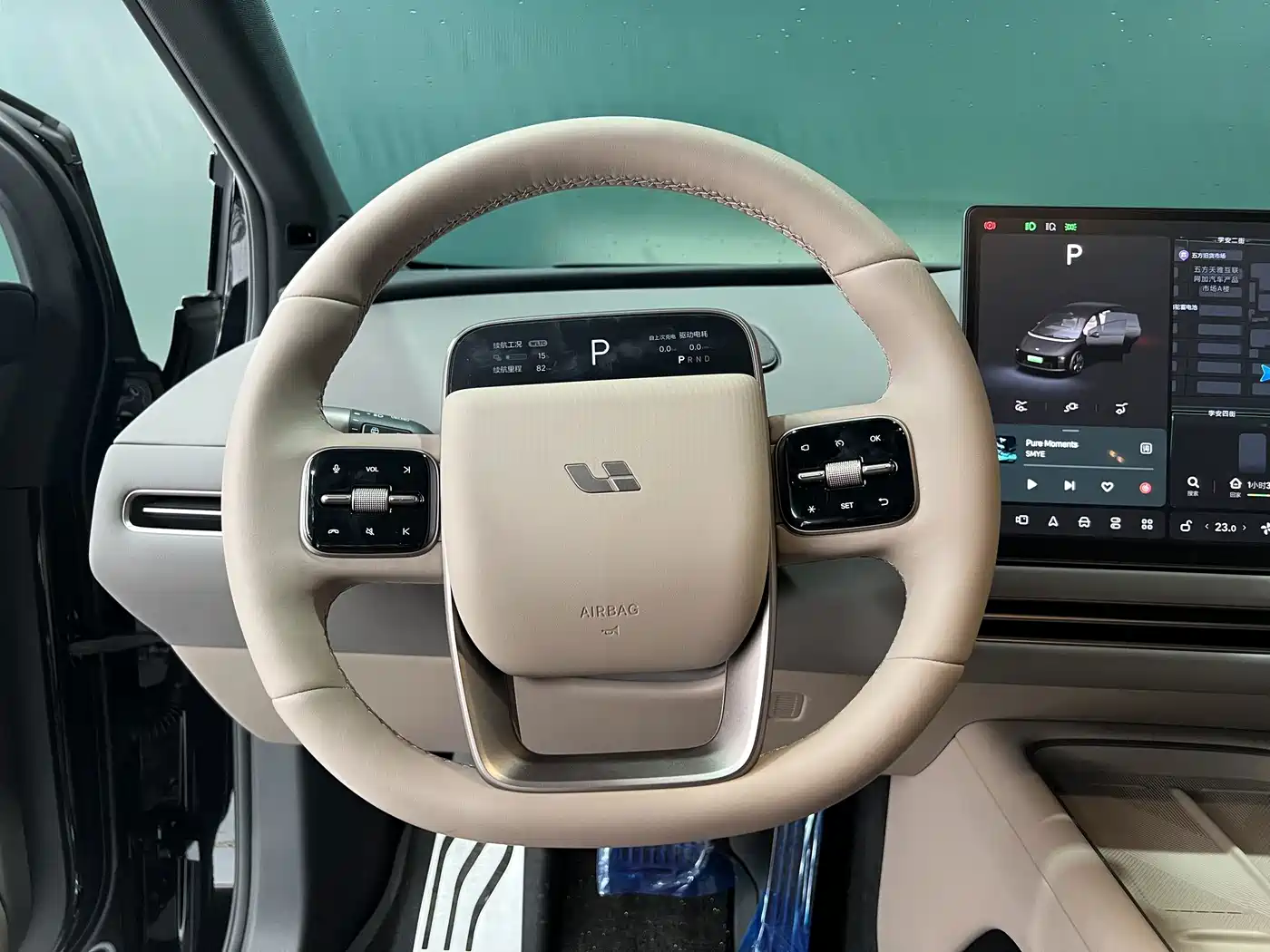 Li Auto i6 2025 2025 4WD Base Model