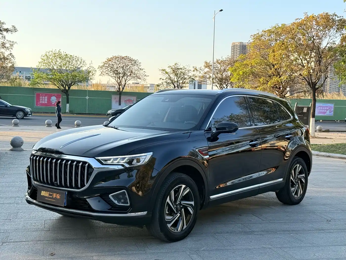 Hongqi HS5 2022 Facelift 2.0T Smart Flag Enjoyment Edition
