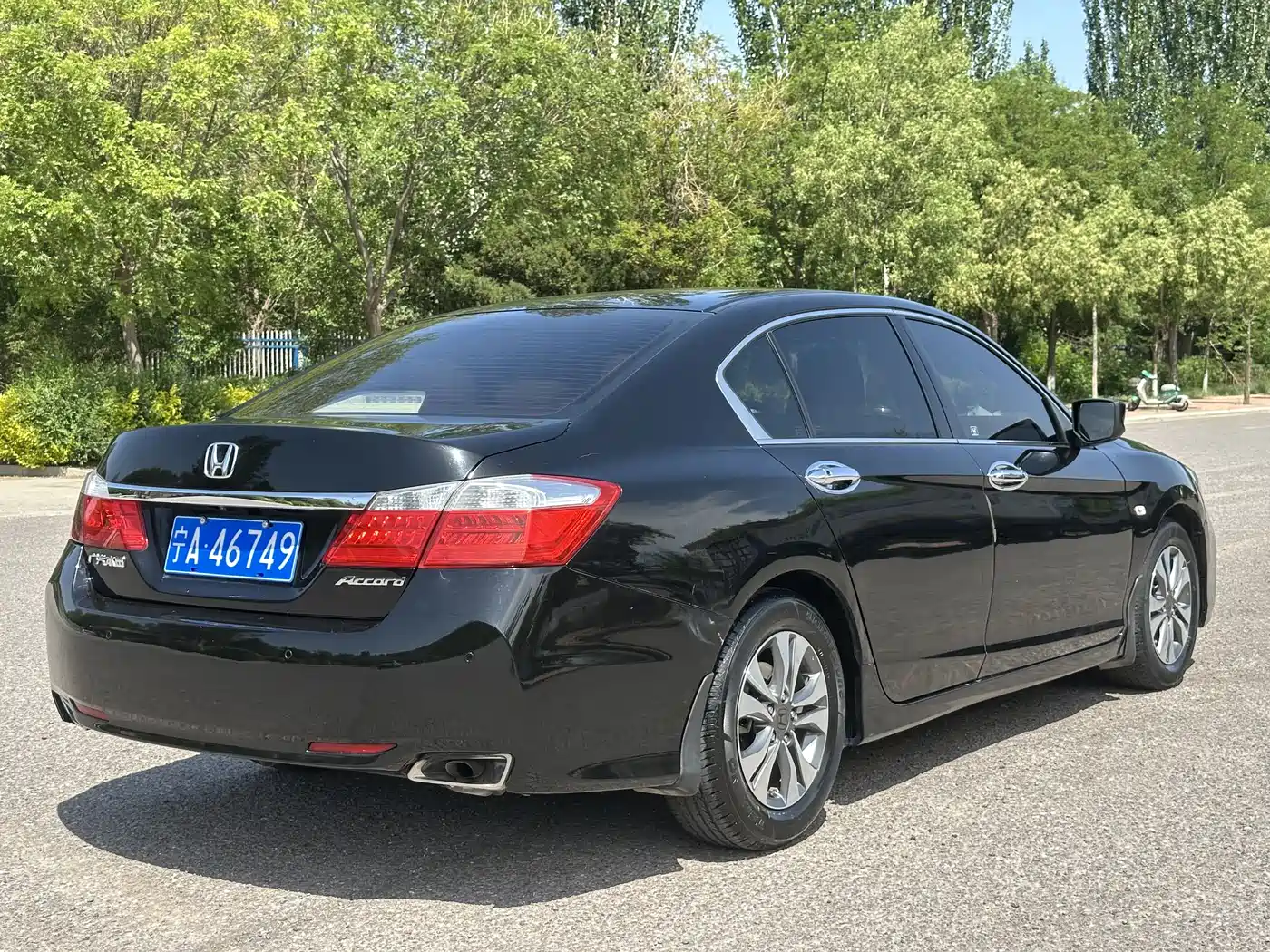 Фото 7 - Honda Accord