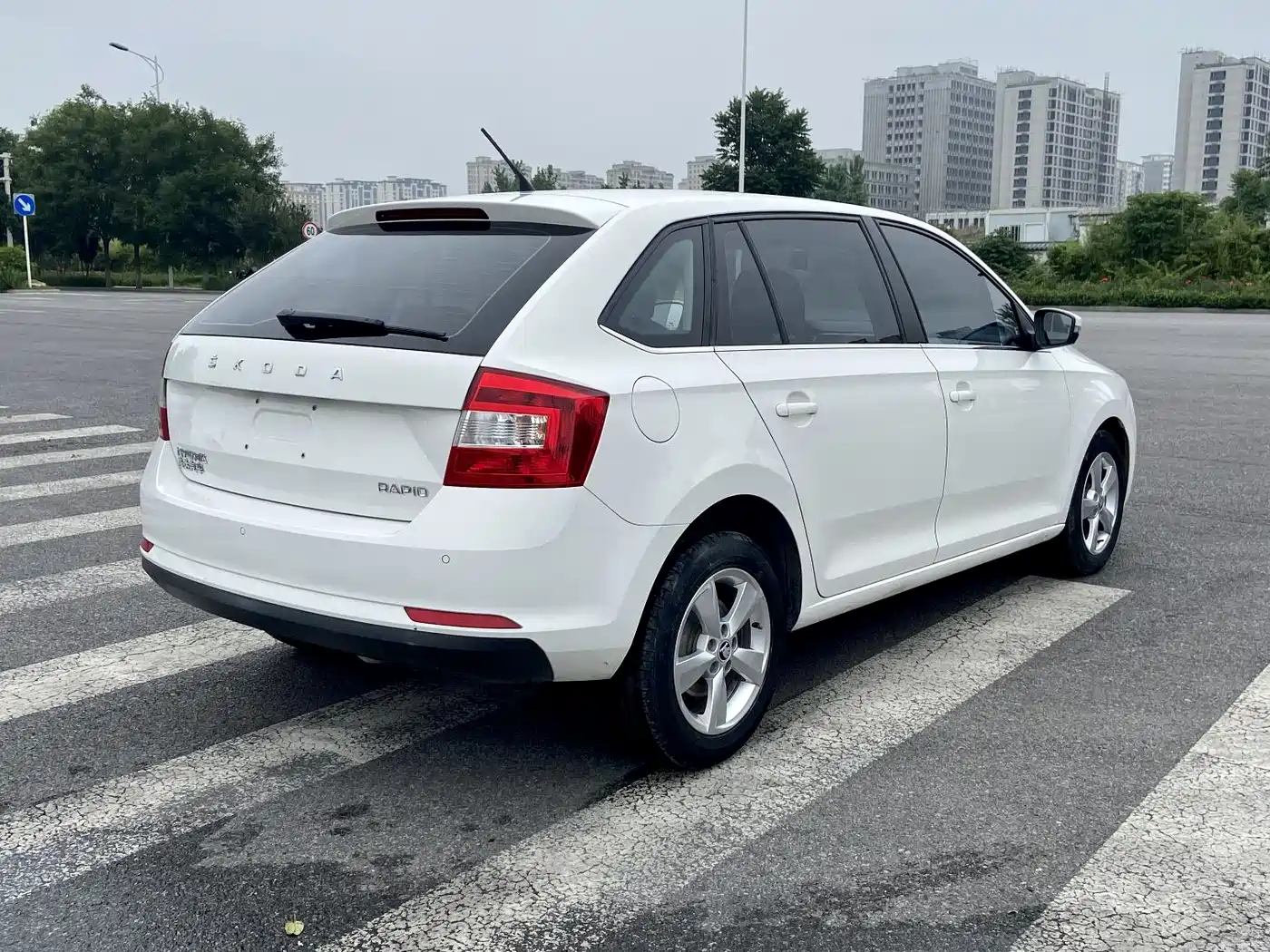 Škoda Skoda Rapid Spaceback 2019 Facelift 1.5L Automatic Comfort Version China VI фото 7